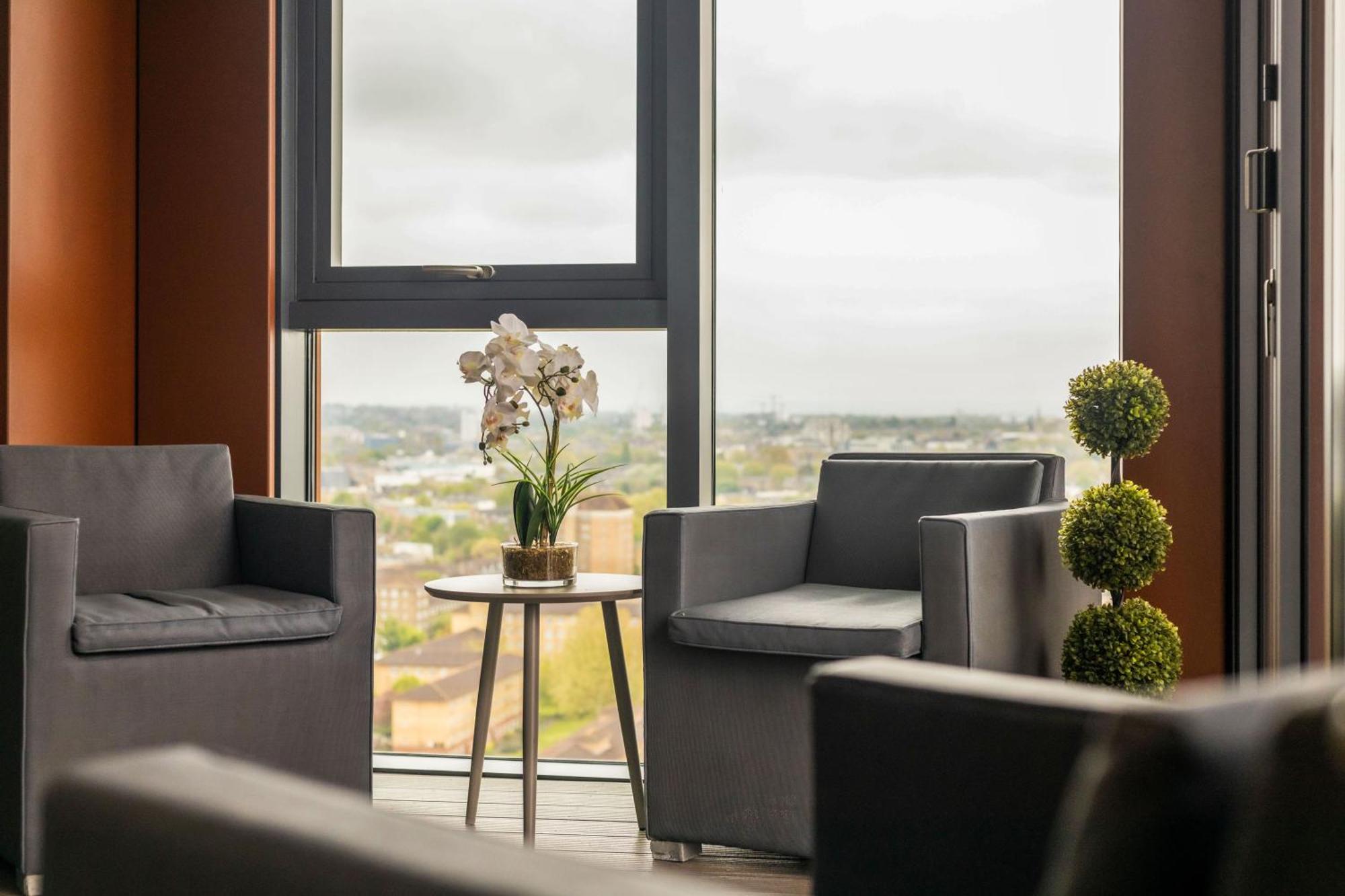 Stunning 360º View Luxurious Penthouse Appartement Londen Buitenkant foto