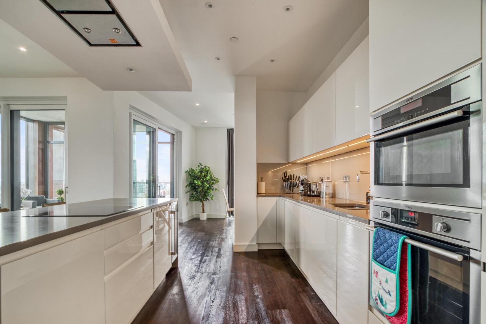 Stunning 360º View Luxurious Penthouse Appartement Londen Buitenkant foto