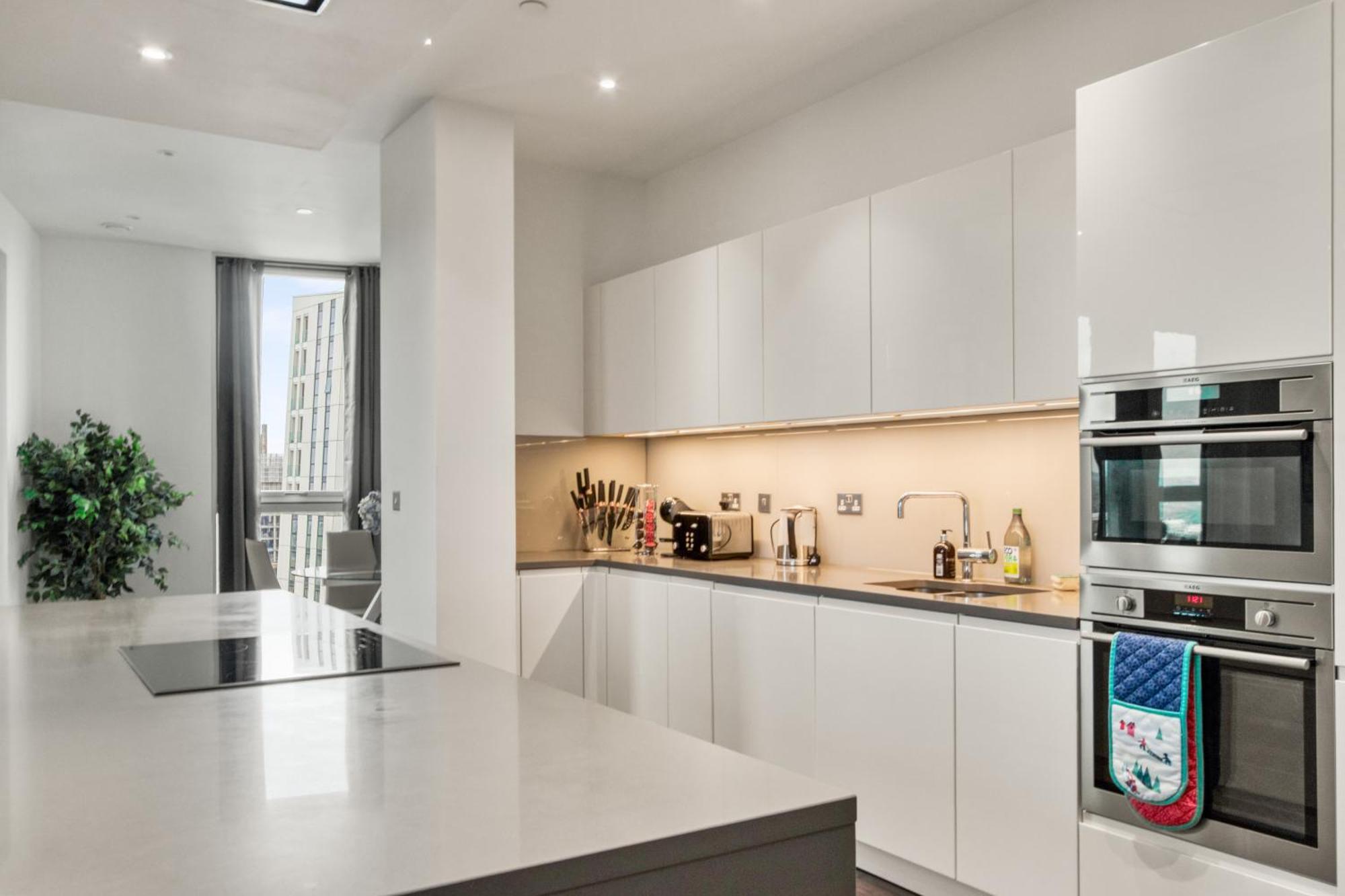 Stunning 360º View Luxurious Penthouse Appartement Londen Buitenkant foto